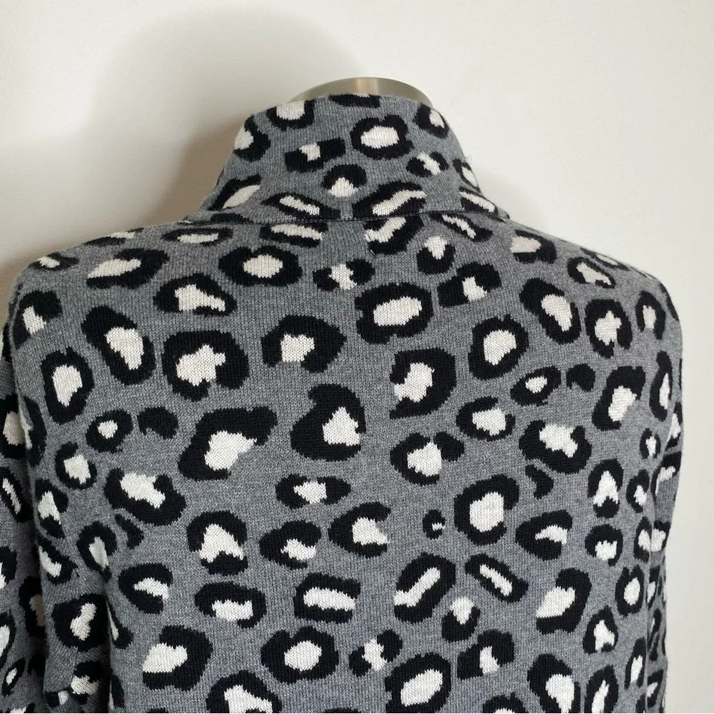 Rachel Zoe Grey and Black Leopard Full Zip Front Sweater Cardigan